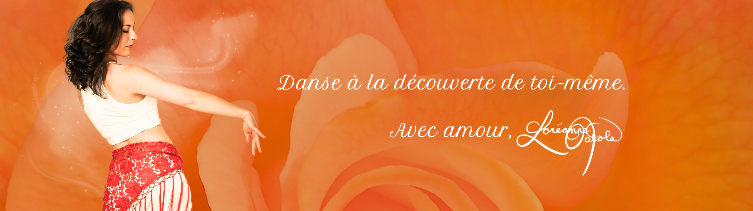 Loréanne Natola, la fondatrice d'Orange Baladi, danse sur un fond de fleur orangée, aux côtés du texte suivant: «Danse à la découverte de toi-même. Avec amour, Loréanne Natola».